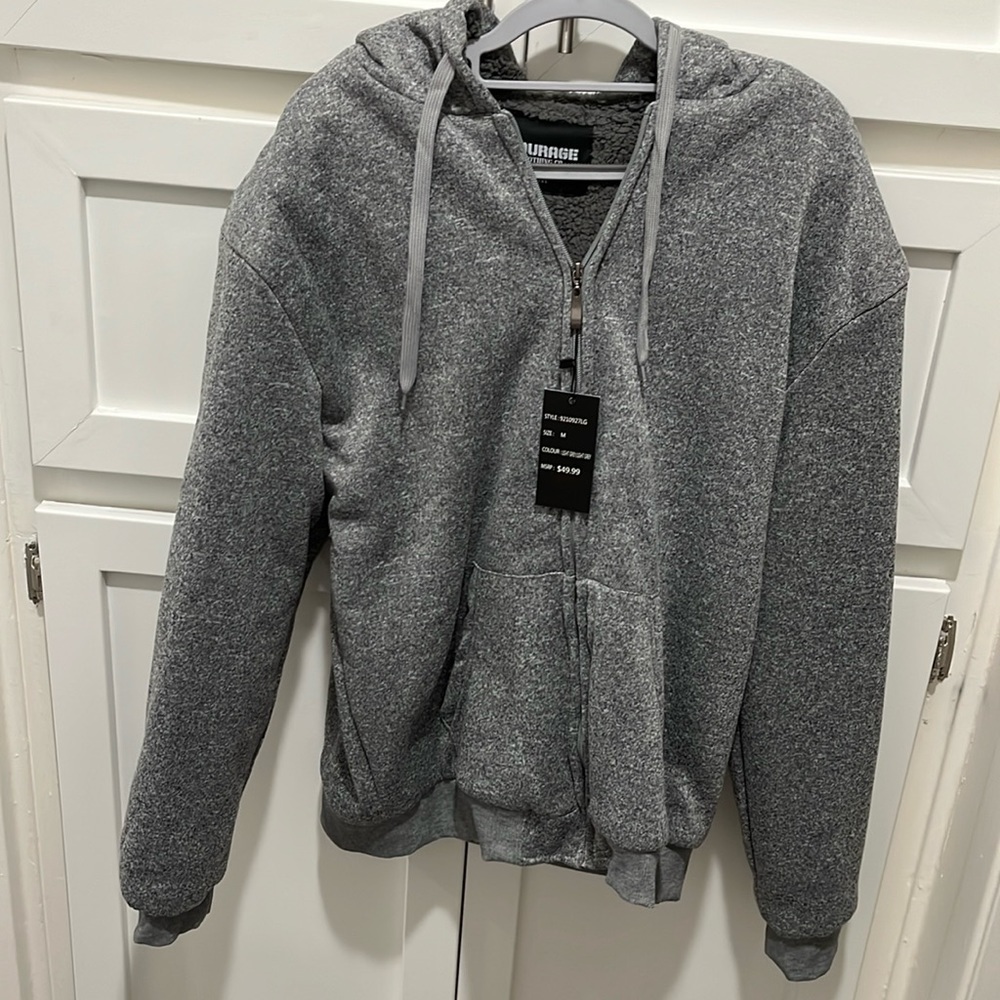 Courage meds size M jacket💙